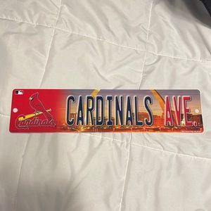 Cardinals sign